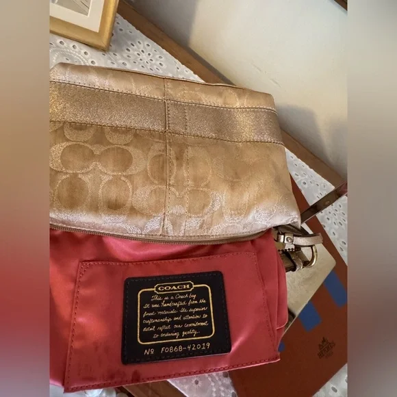 Coach Gold Handbag - Picture 11 of 14